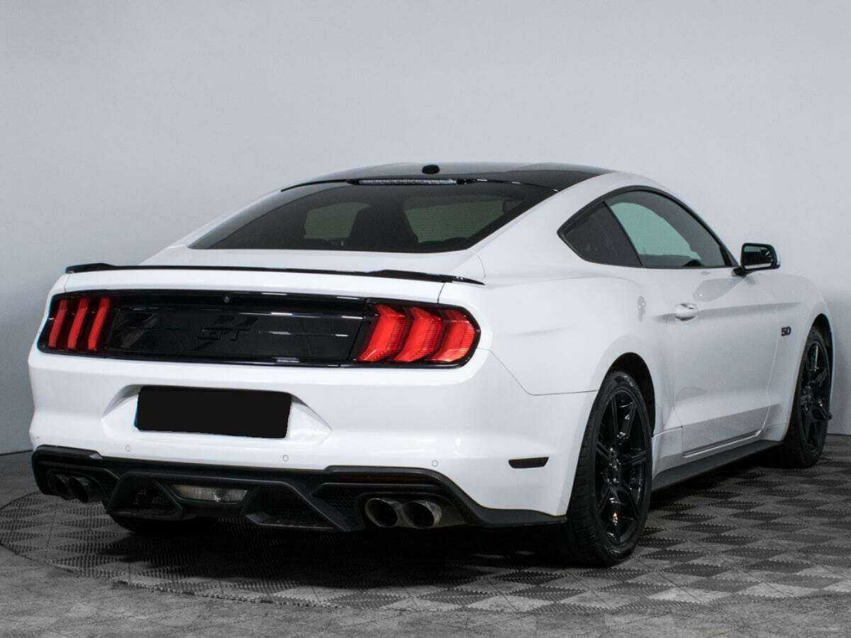 Ford Mustang с пробегом — 2019 год. Фото: #4