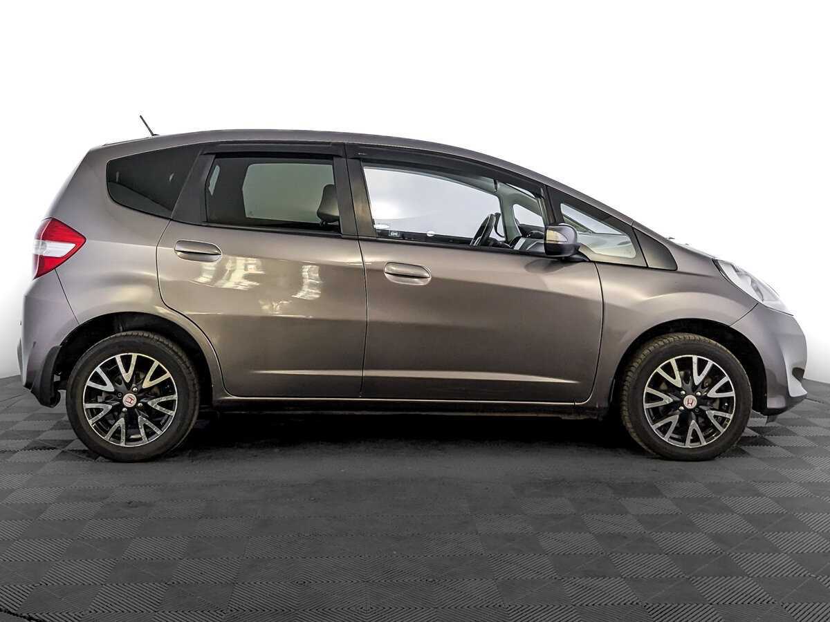 Honda Jazz с пробегом — 2011 год. Фото: #3