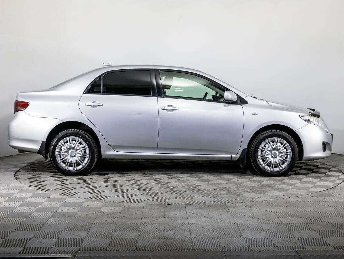 Toyota Corolla с пробегом — 2008 год. Фото: #3