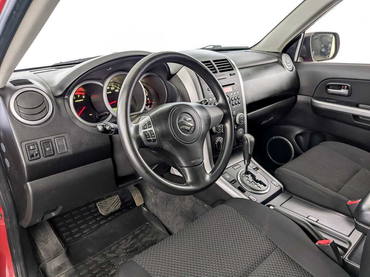 Suzuki Grand Vitara с пробегом — 2010 год. Фото: #15