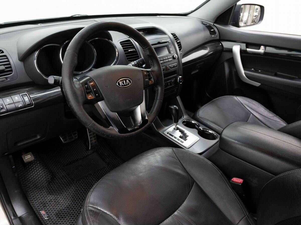 Kia Sorento с пробегом — 2010 год. Фото: #6