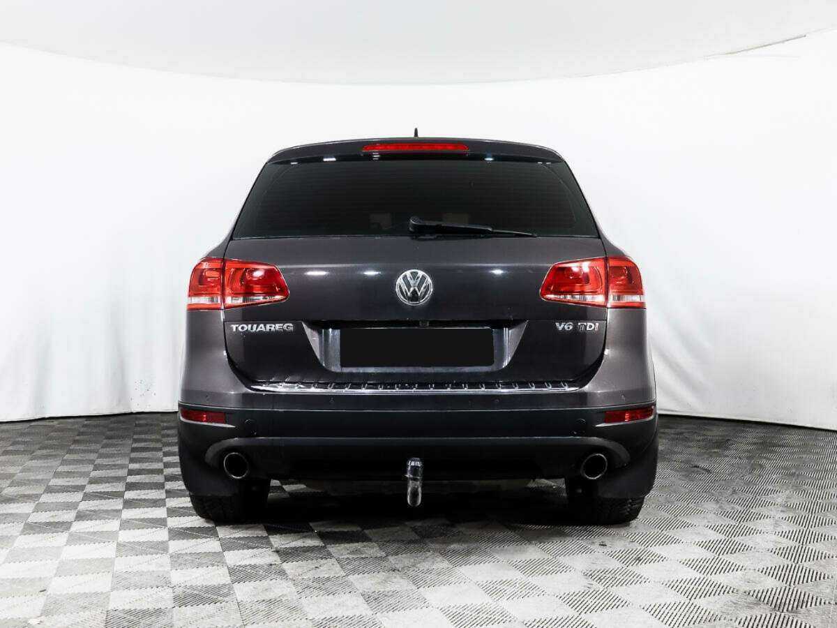 Volkswagen Touareg с пробегом — 2011 год. Фото: #5