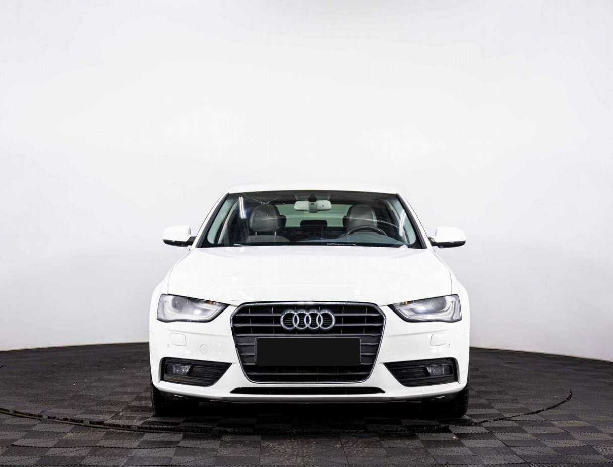 Audi A4 с пробегом — 2012 год. Фото: #1