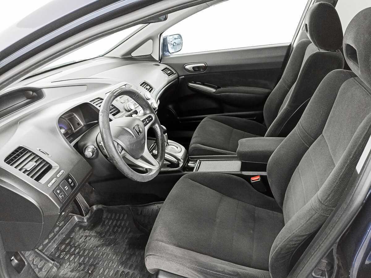 Honda Civic с пробегом — 2007 год. Фото: #13