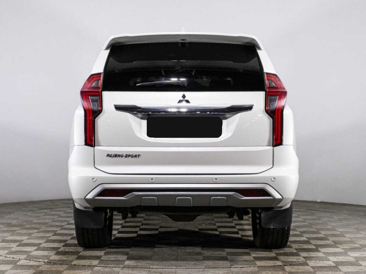 Mitsubishi Pajero Sport с пробегом — 2021 год. Фото: #4