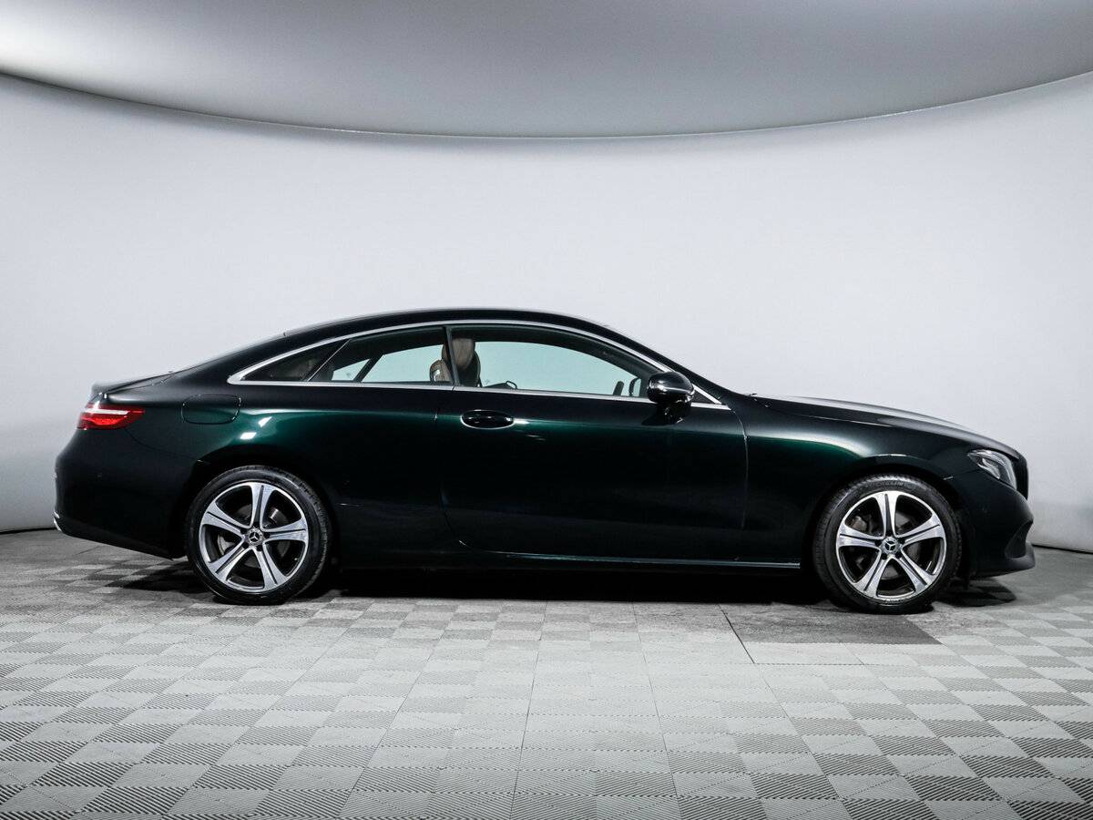 Mercedes-Benz E-Класс с пробегом — 2019 год. Фото: #3