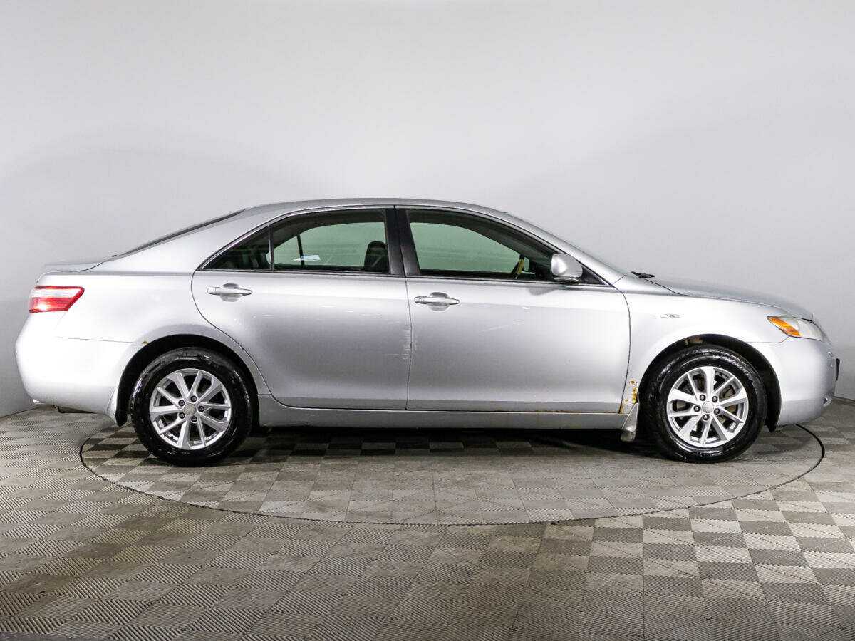 Toyota Camry с пробегом — 2007 год. Фото: #3