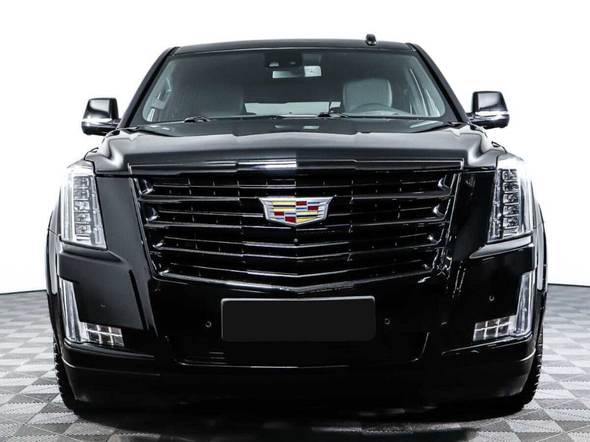 Cadillac Escalade с пробегом — 2015 год. Фото: #1