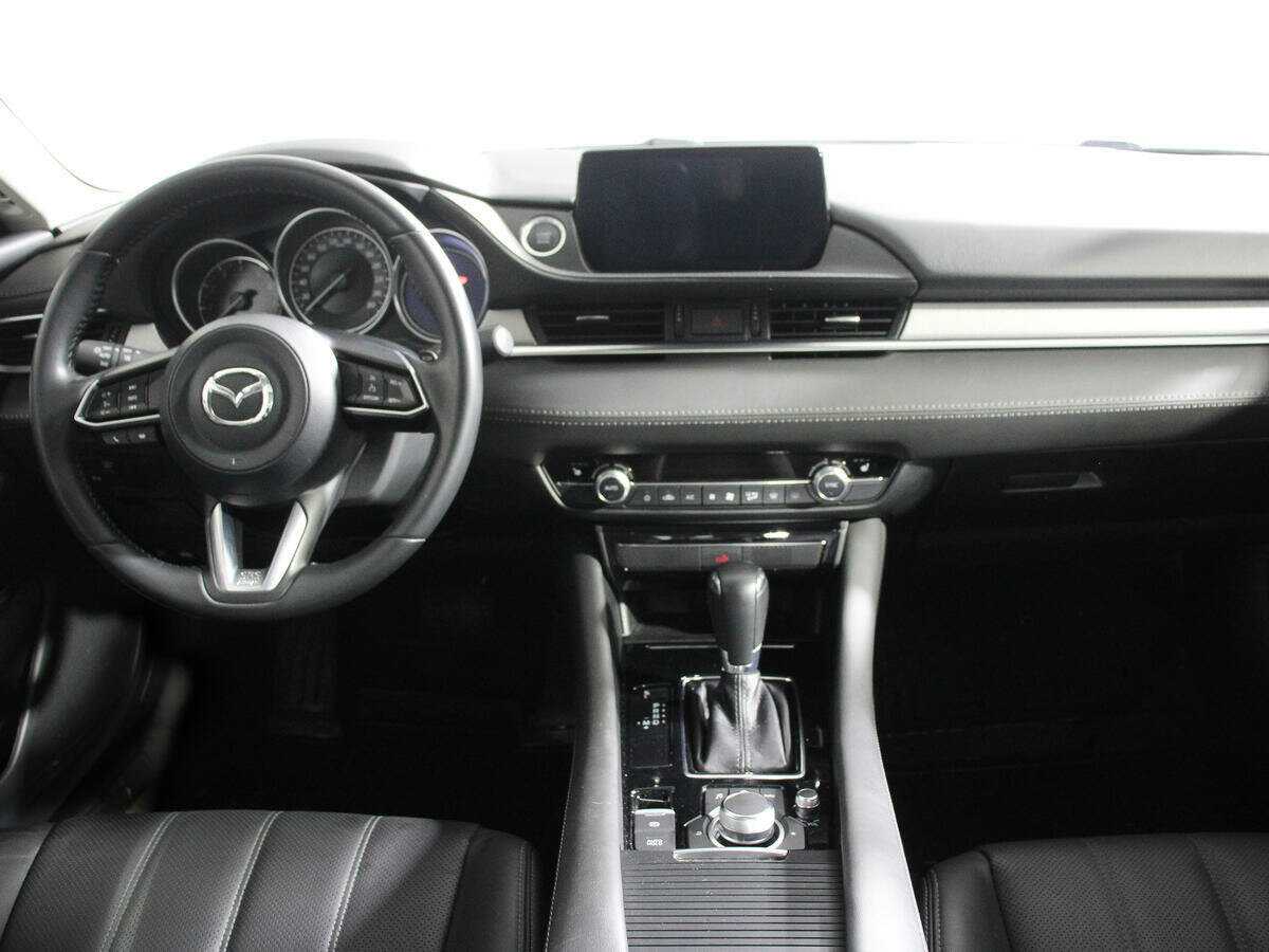 Mazda 6 с пробегом — 2023 год. Фото: #11
