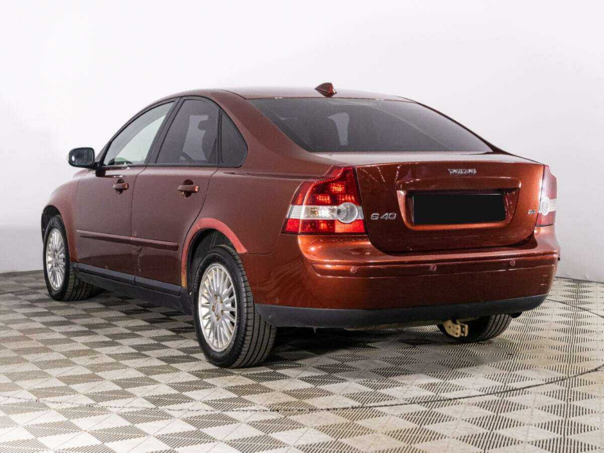Volvo S40 с пробегом — 2007 год. Фото: #6