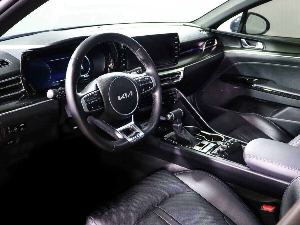 Kia K5 с пробегом — 2023 год. Фото: #11