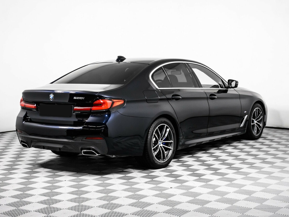 BMW 5 серии с пробегом — 2021 год. Фото: #3