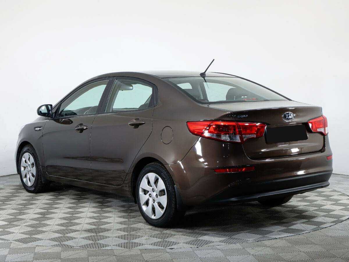 Kia Rio с пробегом — 2016 год. Фото: #6