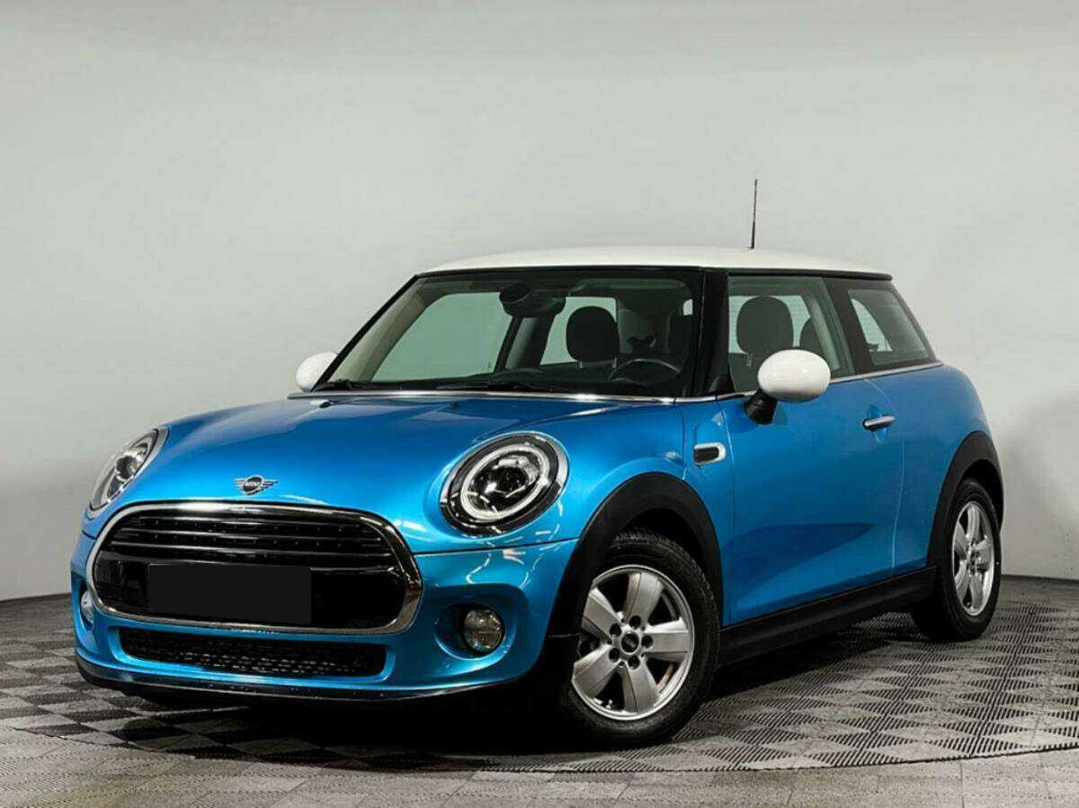 Mini Hatch с пробегом — 2019 год. Посмотреть фото
