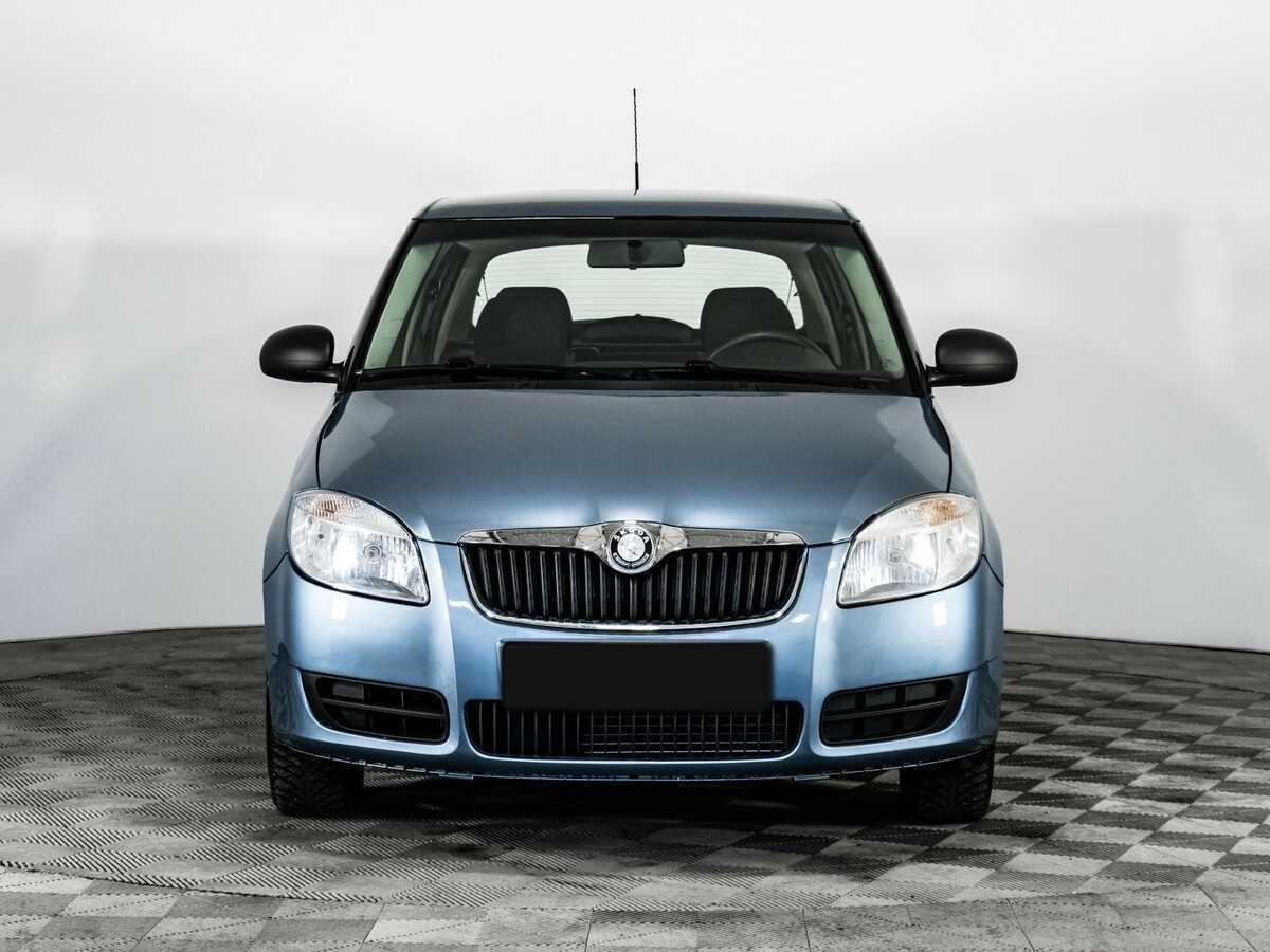 Skoda Fabia с пробегом — 2008 год. Фото: #1