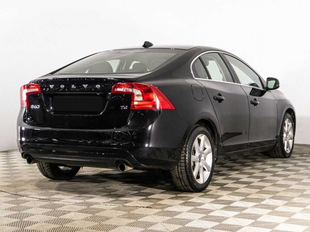 Volvo S60 с пробегом — 2017 год. Фото: #4