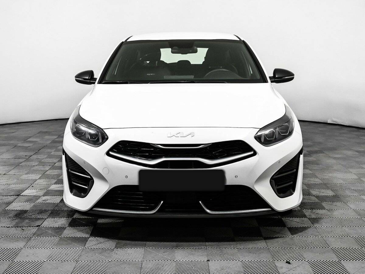 Kia Ceed с пробегом — 2022 год. Фото: #1