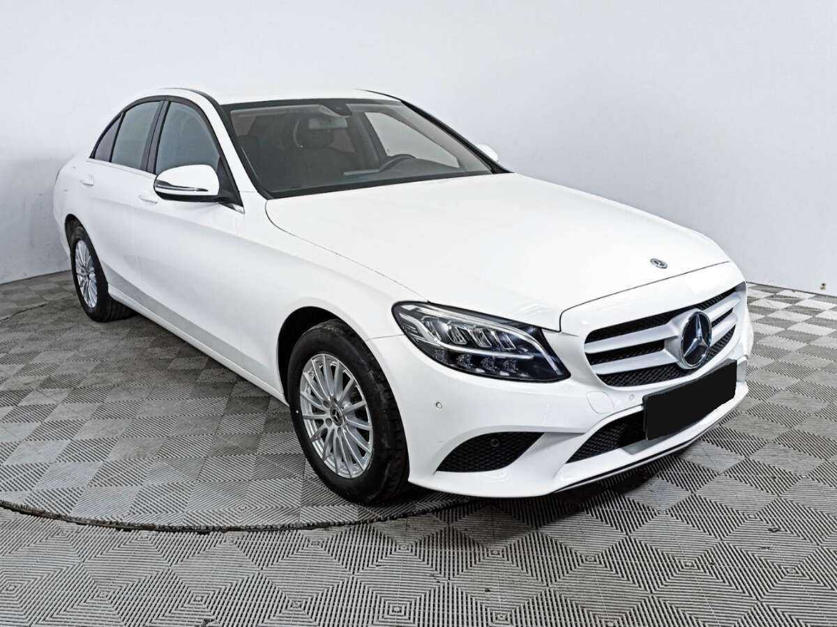 Mercedes-Benz C-Класс с пробегом — 2018 год. Фото: #2