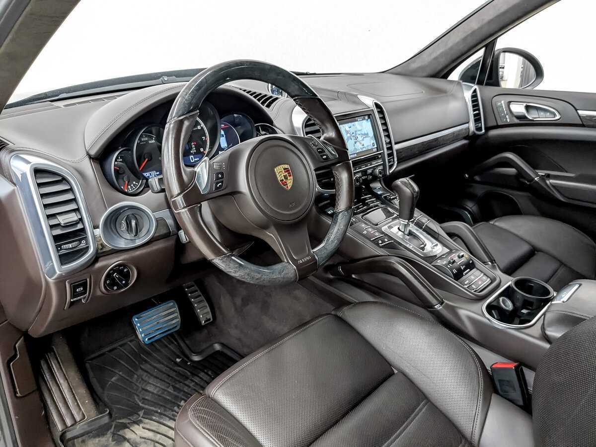 Porsche Cayenne с пробегом — 2012 год. Фото: #15