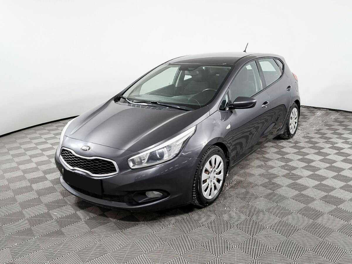 Kia Ceed с пробегом — 2013 год. Посмотреть фото