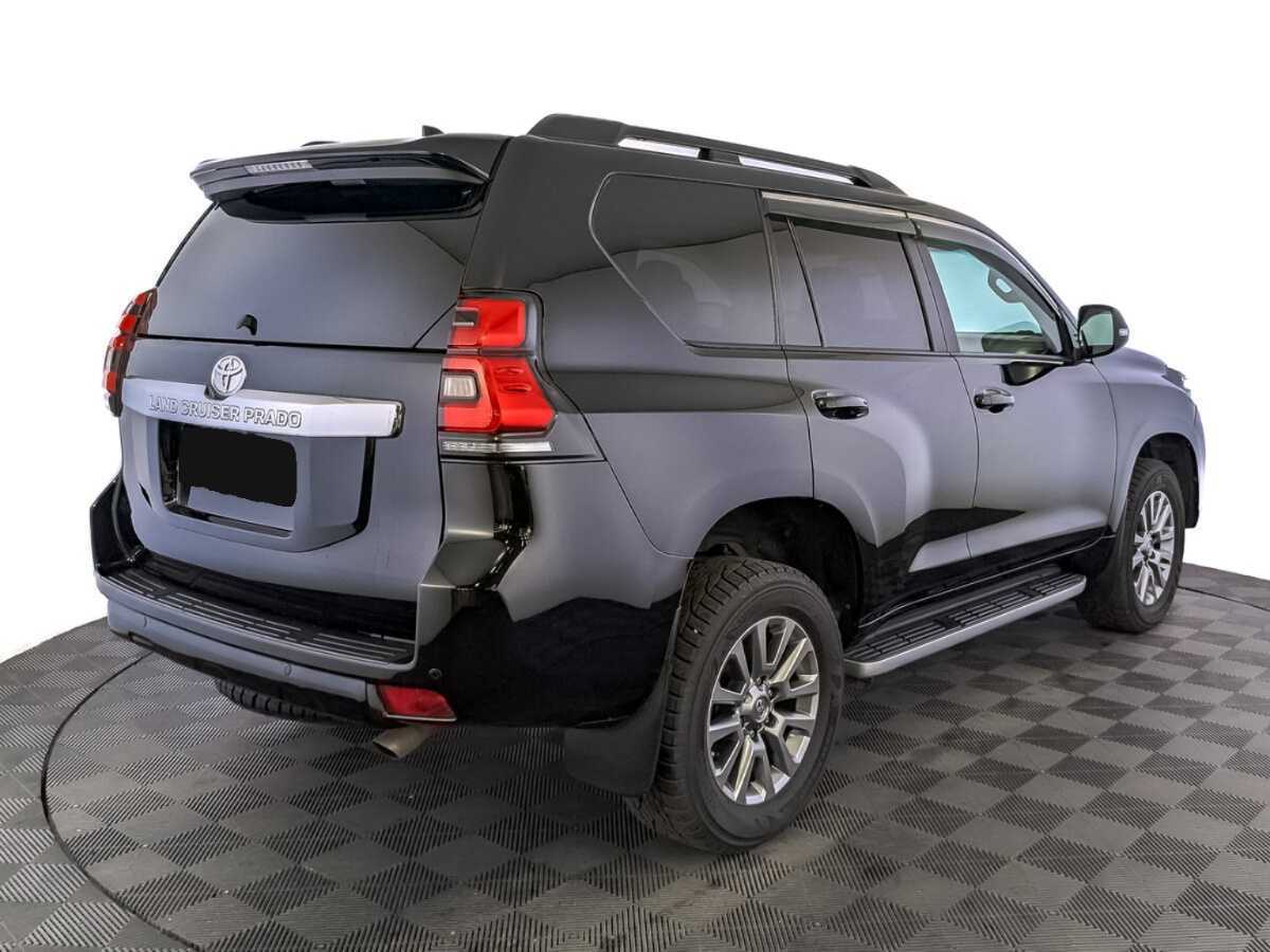 Toyota Land Cruiser Prado с пробегом — 2017 год. Фото: #4