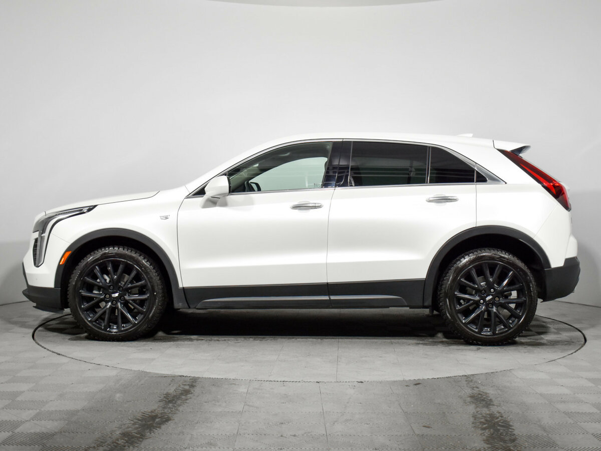 Cadillac XT4 с пробегом — 2022 год. Фото: #6