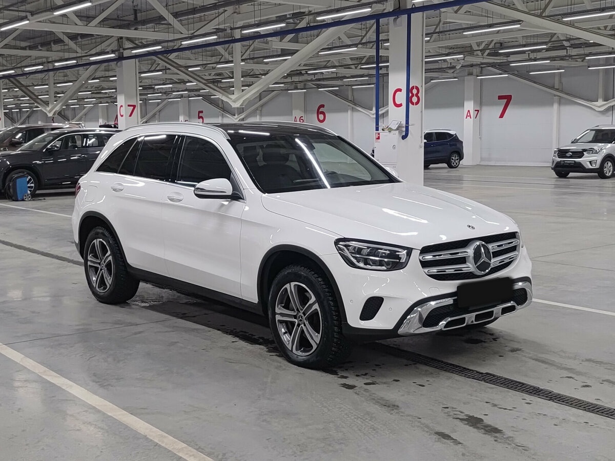 Mercedes-Benz GLC с пробегом — 2021 год. Фото: #2