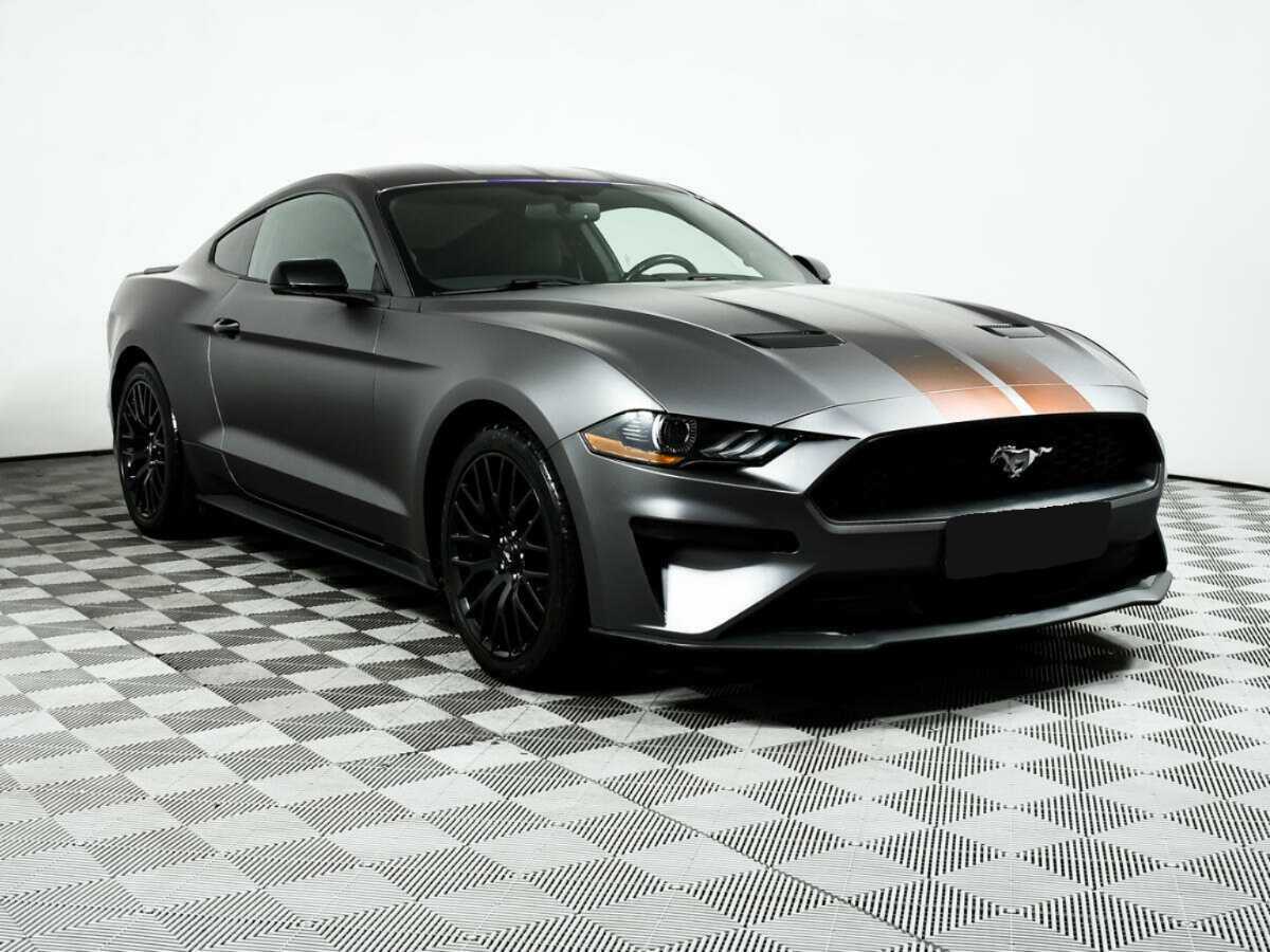Ford Mustang с пробегом — 2018 год. Фото: #2
