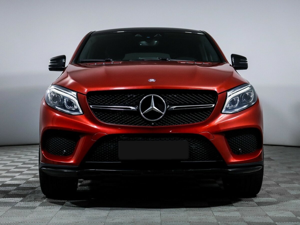 Mercedes-Benz GLE Coupe с пробегом — 2015 год. Фото: #1