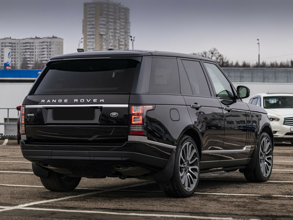 Land Rover Range Rover с пробегом — 2015 год. Фото: #4