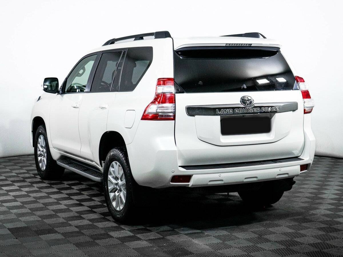 Toyota Land Cruiser Prado с пробегом — 2016 год. Фото: #6