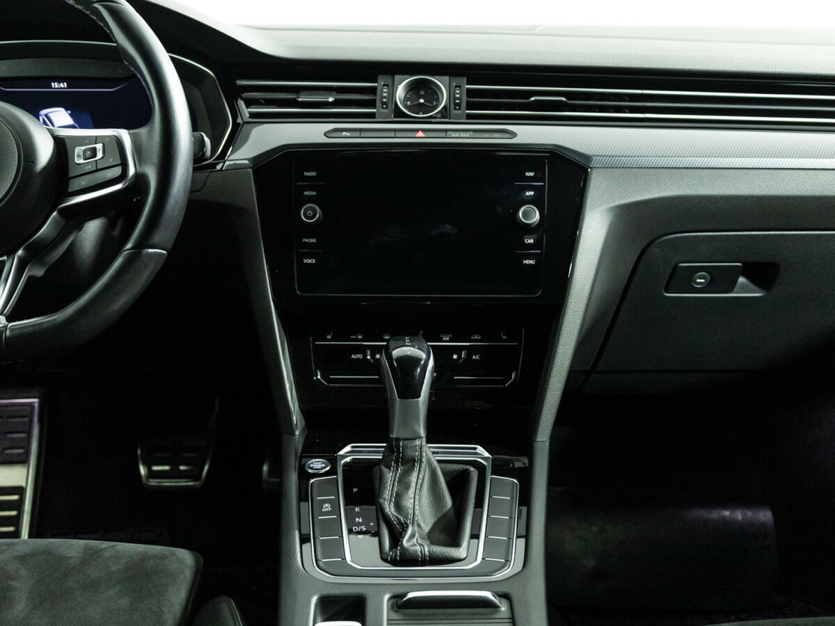 Volkswagen Arteon с пробегом — 2018 год. Фото: #13