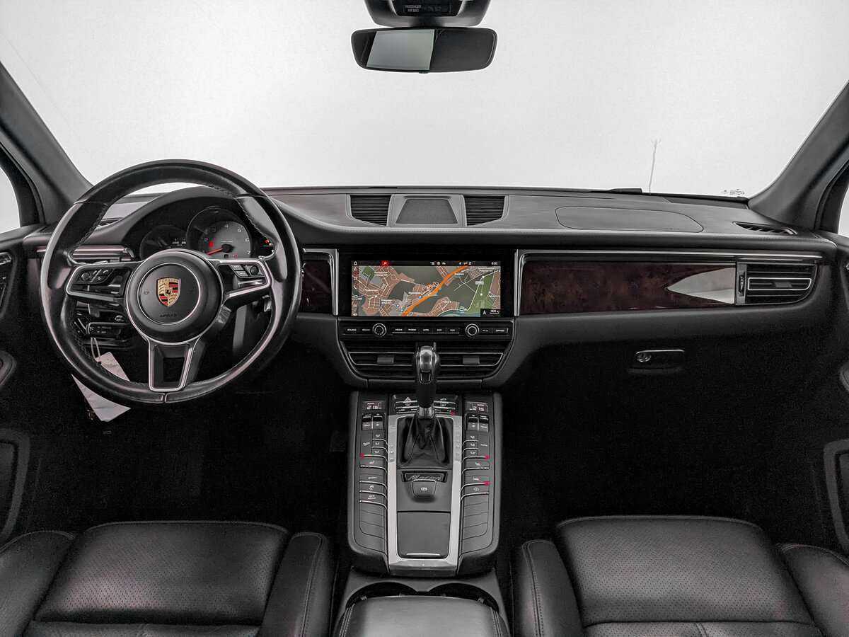 Porsche Macan с пробегом — 2019 год. Фото: #11