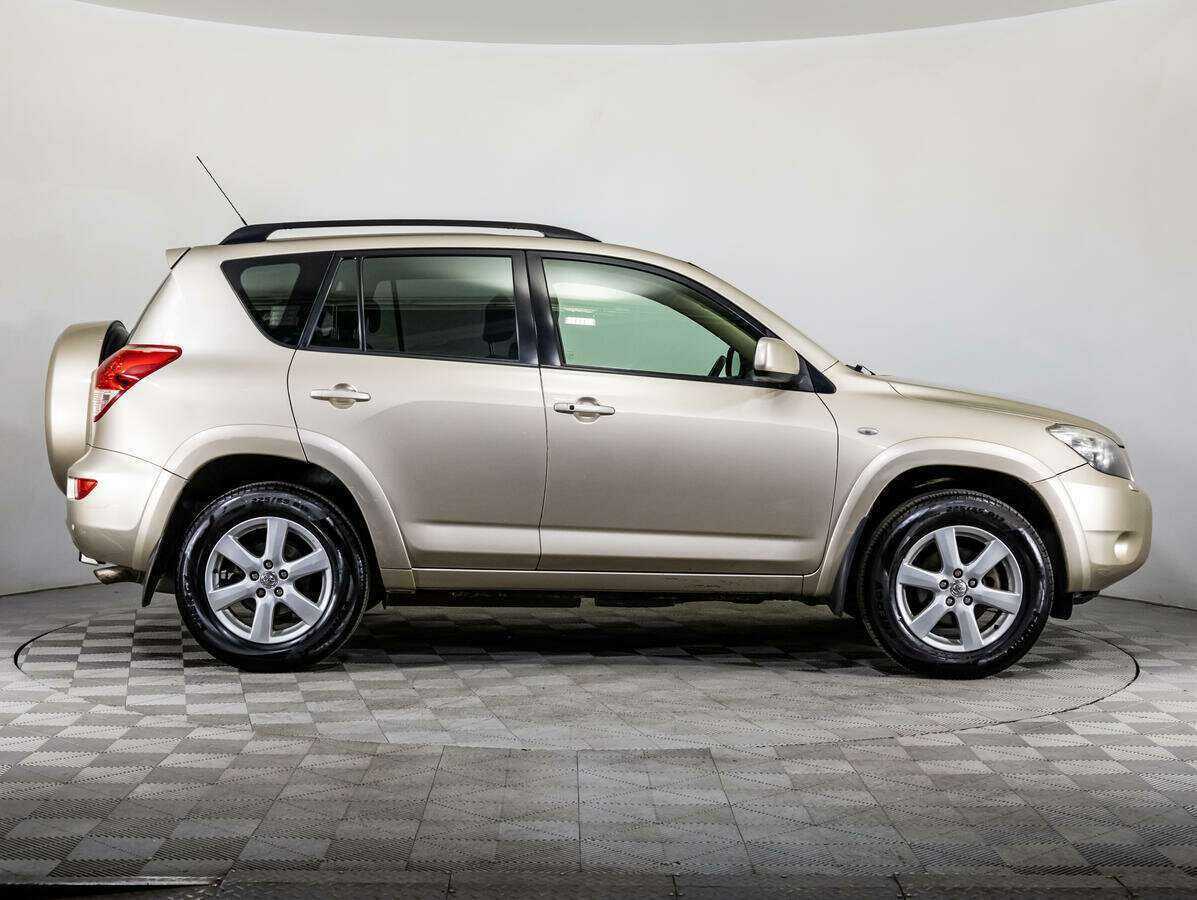Toyota RAV4 с пробегом — 2007 год. Фото: #3
