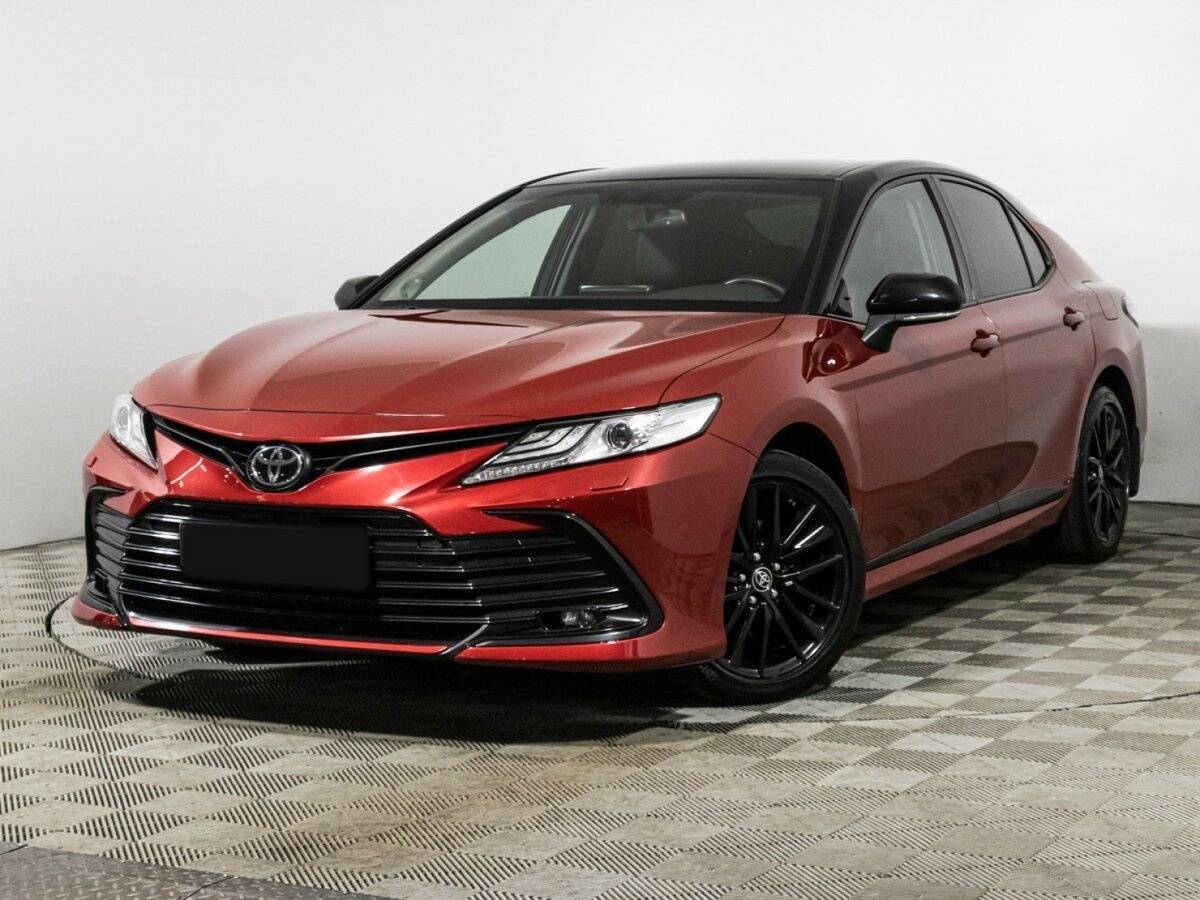 Toyota Camry с пробегом — 2021 год. Фото: #0