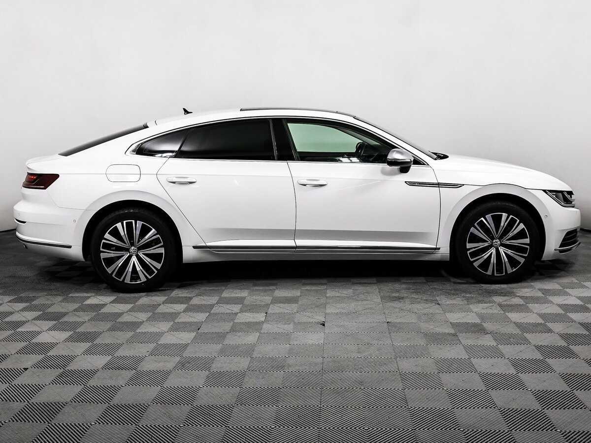 Volkswagen Arteon с пробегом — 2019 год. Фото: #3