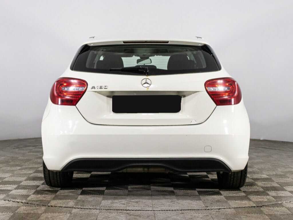 Mercedes-Benz A-Класс с пробегом — 2015 год. Фото: #5