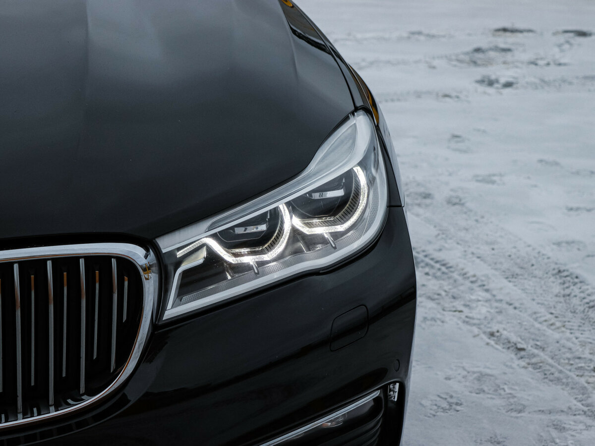 BMW 7 серии с пробегом — 2017 год. Фото: #13