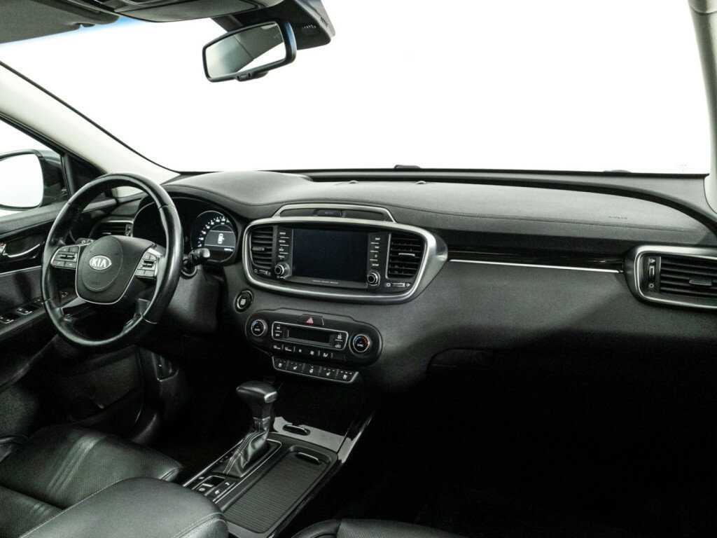 Kia Sorento с пробегом — 2019 год. Фото: #8