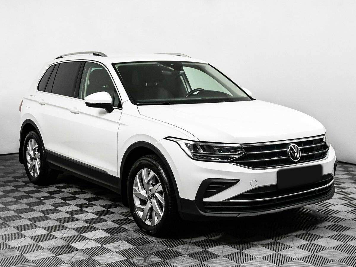 Volkswagen Tiguan с пробегом — 2021 год. Фото: #2