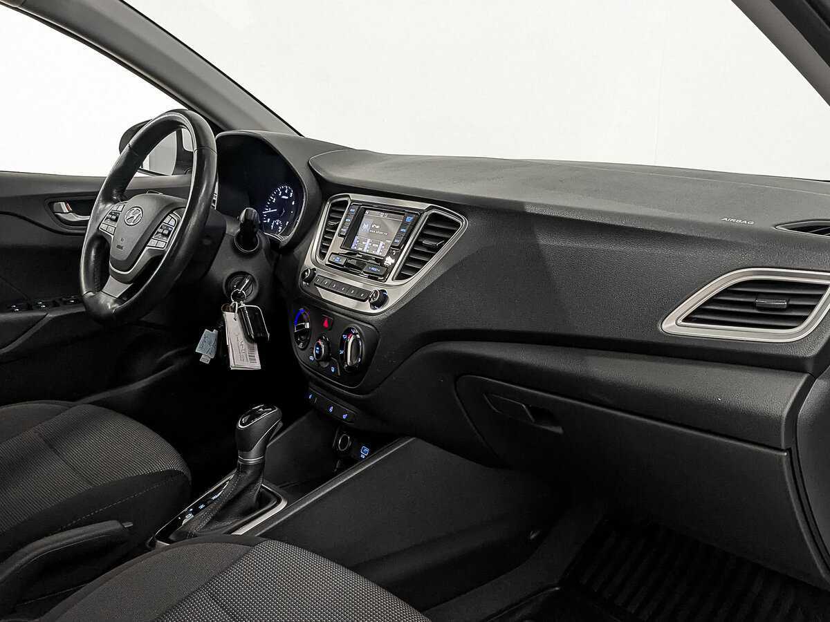 Hyundai Solaris с пробегом — 2019 год. Фото: #10