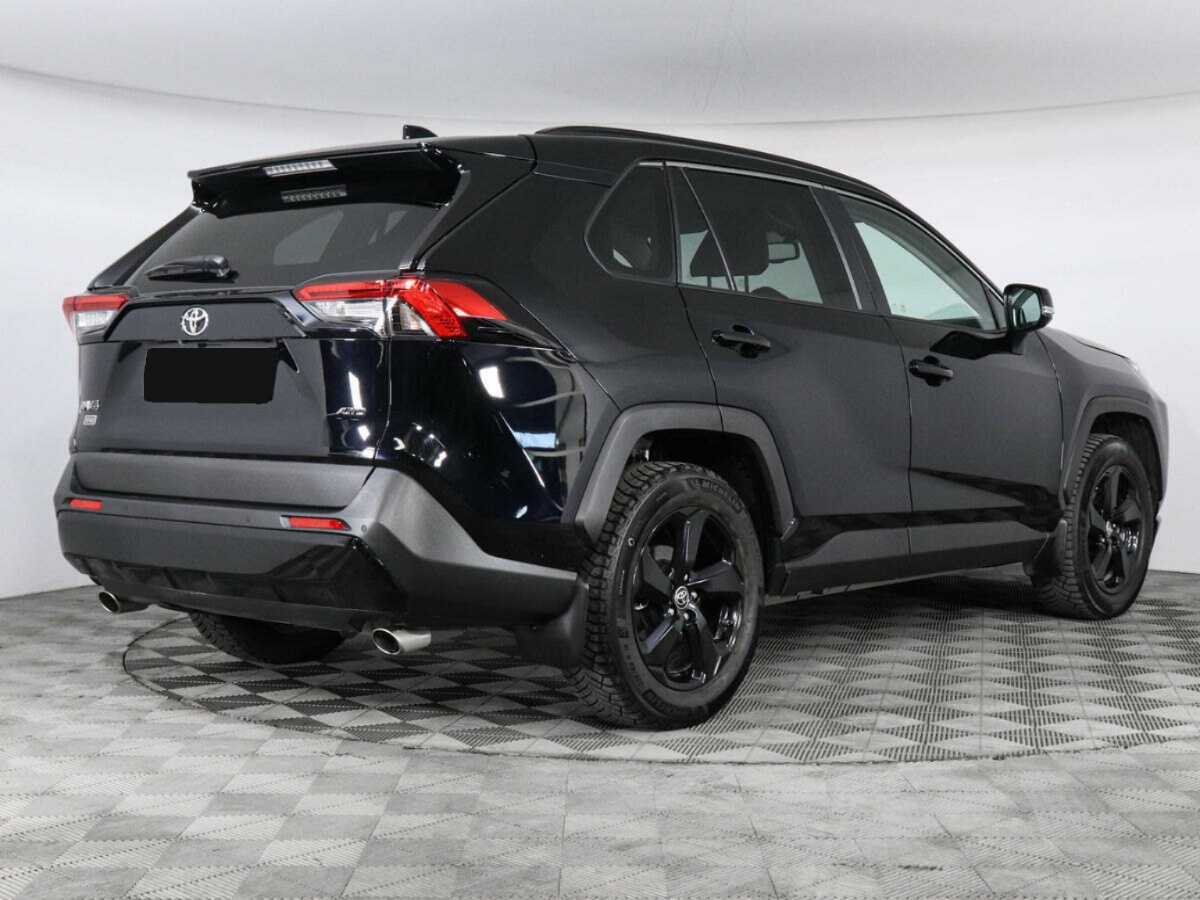 Toyota RAV4 с пробегом — 2021 год. Фото: #4