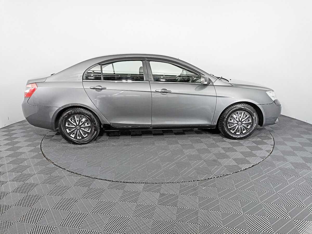 Geely Emgrand EC7 с пробегом — 2013 год. Фото: #3