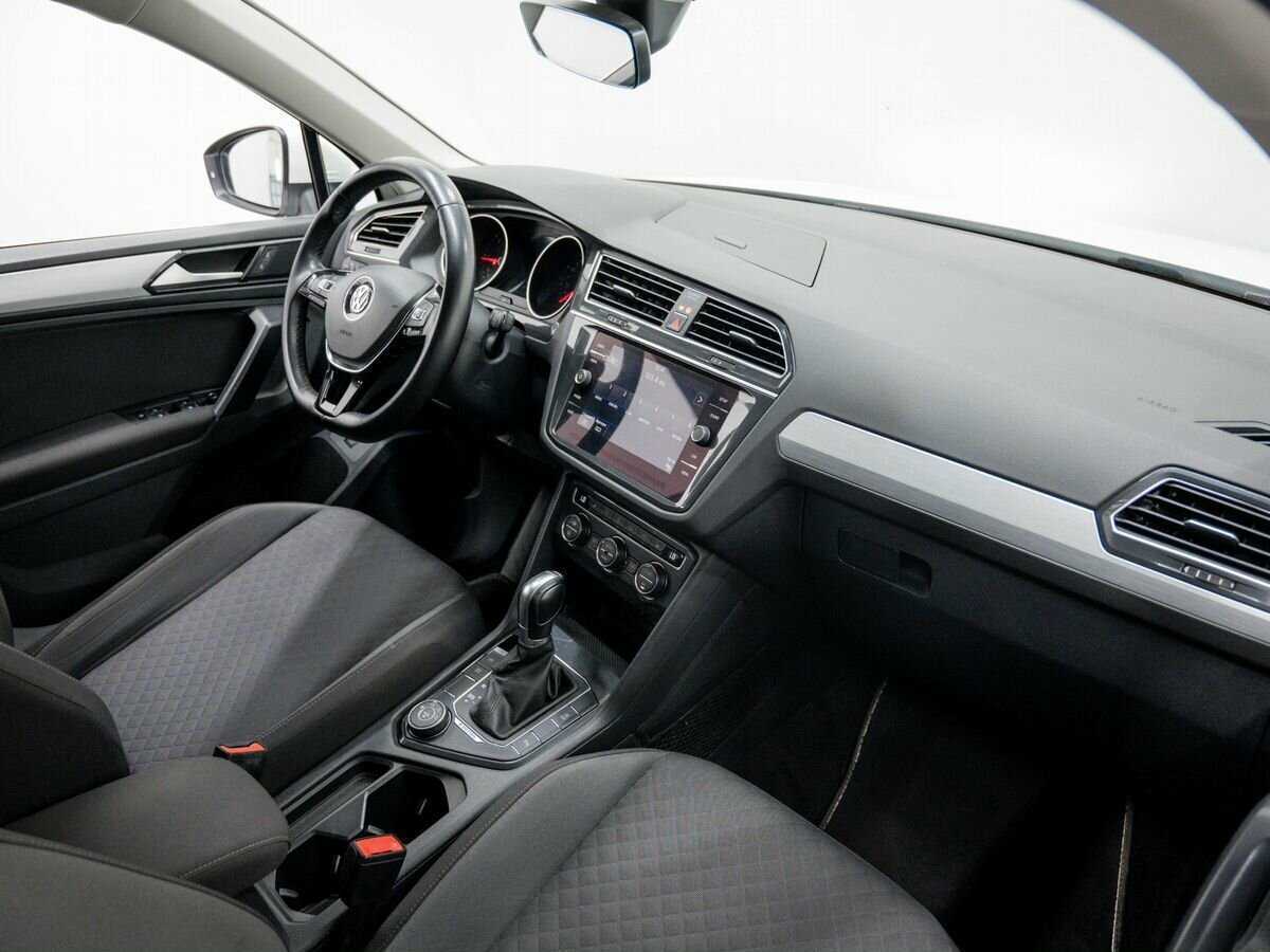 Volkswagen Tiguan с пробегом — 2018 год. Фото: #6