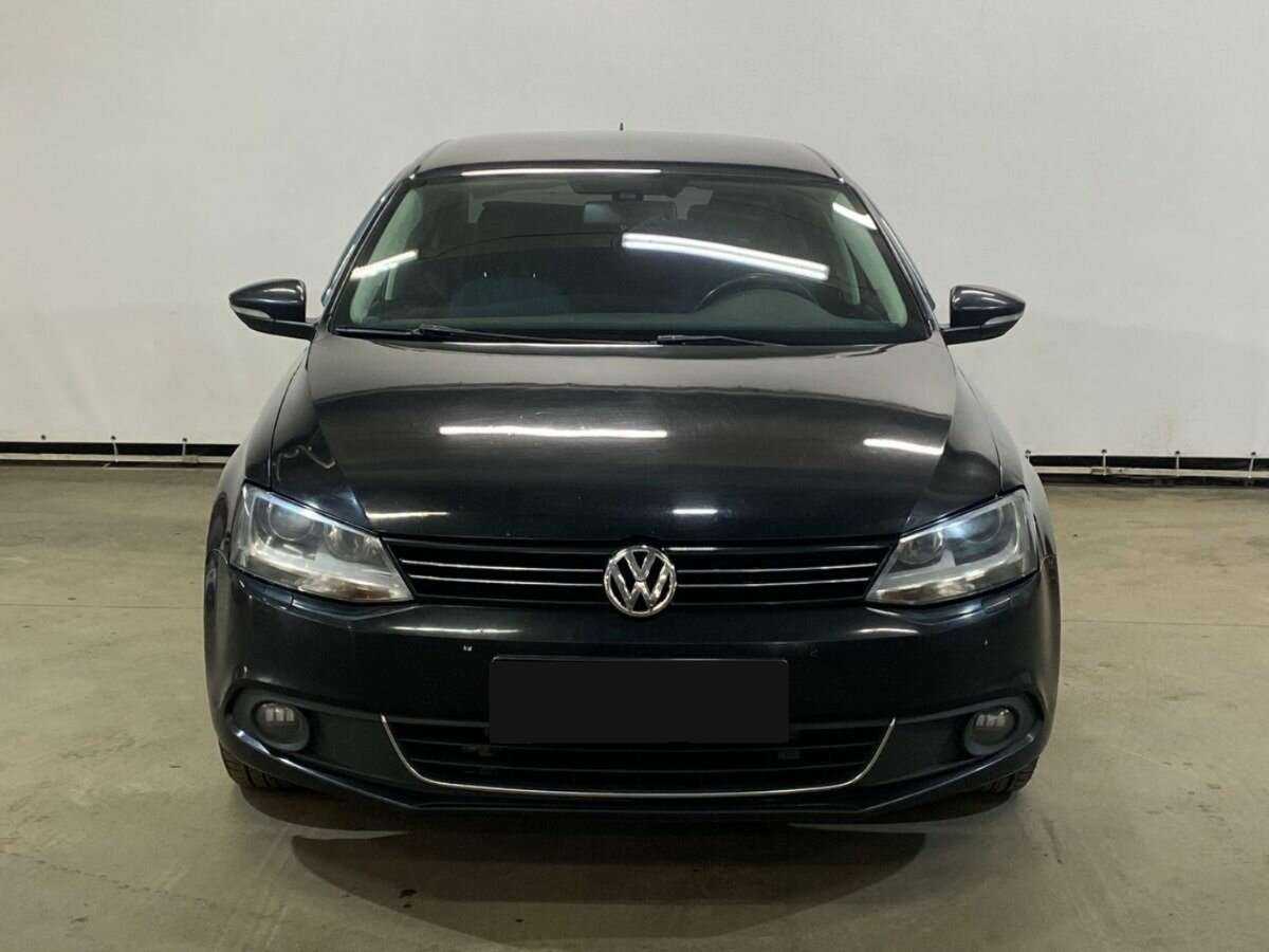 Volkswagen Jetta с пробегом — 2013 год. Фото: #1
