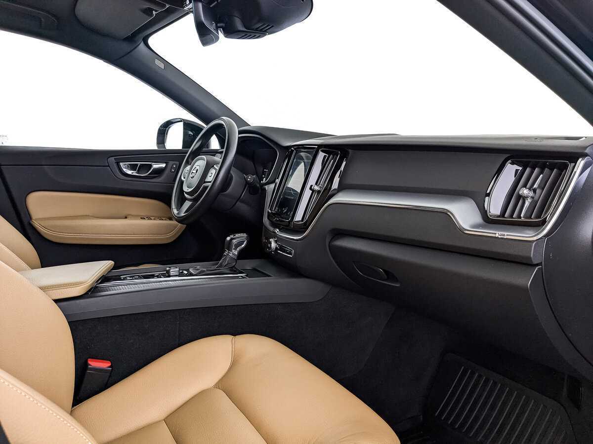 Volvo XC60 с пробегом — 2018 год. Фото: #10
