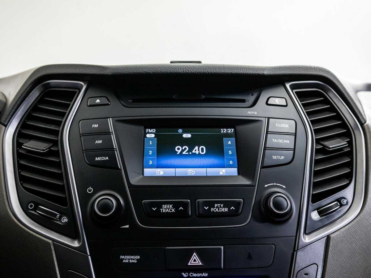 Hyundai Santa Fe с пробегом — 2013 год. Фото: #14