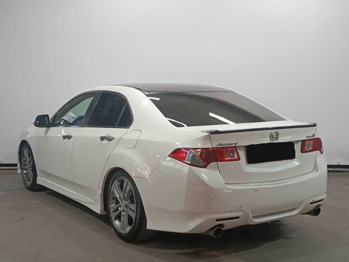 Honda Accord с пробегом — 2008 год. Фото: #6