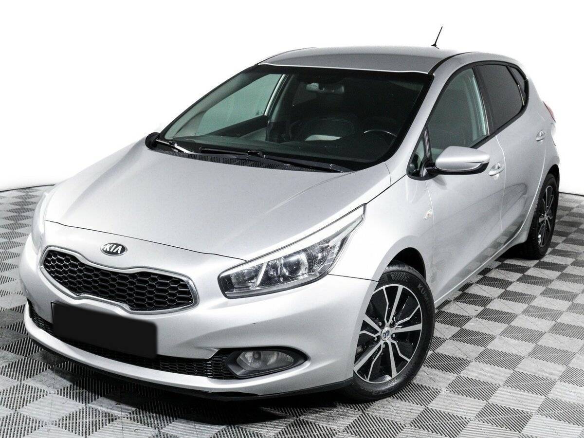 Kia Ceed с пробегом — 2012 год. Фото: #15