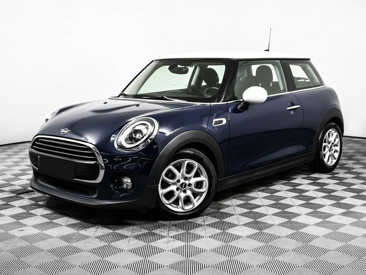 Mini Hatch с пробегом — 2018 год. Посмотреть фото